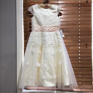 Flower girl dress